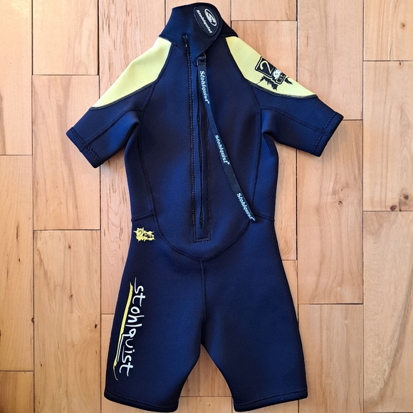 Stohlquist Kid's Shorty Wetsuit Neoprene Size Small - Picture 2 of 11